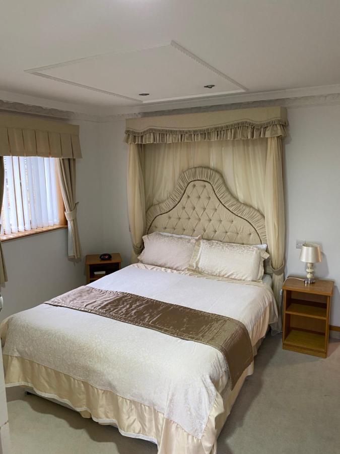 Bessemer Hotel Merthyr Tydfil Dış mekan fotoğraf